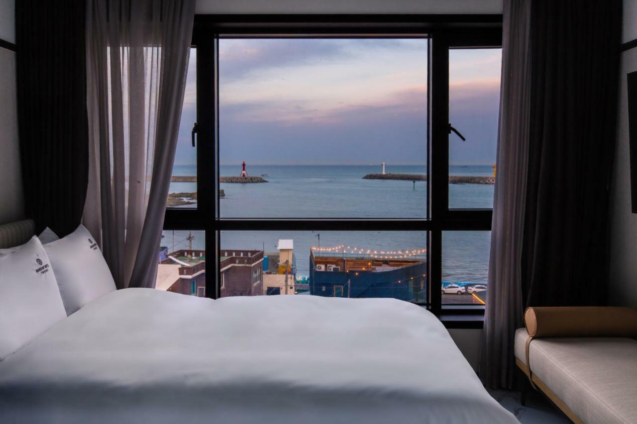 Brown Dot Gijang Yeonhwari Hotel Пусан Екстериор снимка