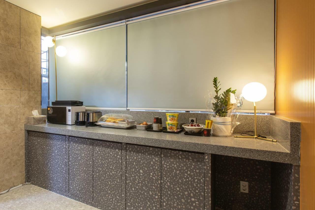 Brown Dot Gijang Yeonhwari Hotel Пусан Екстериор снимка