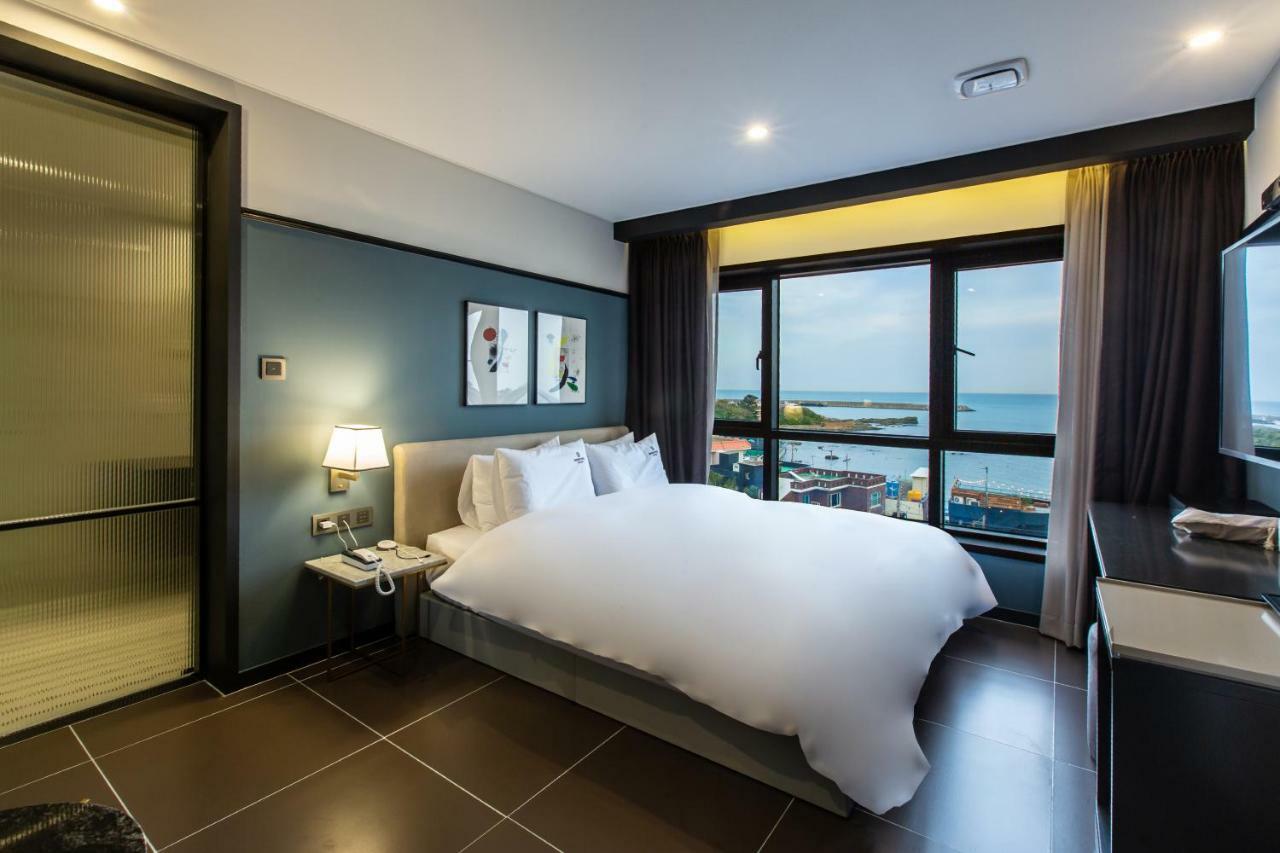Brown Dot Gijang Yeonhwari Hotel Пусан Екстериор снимка