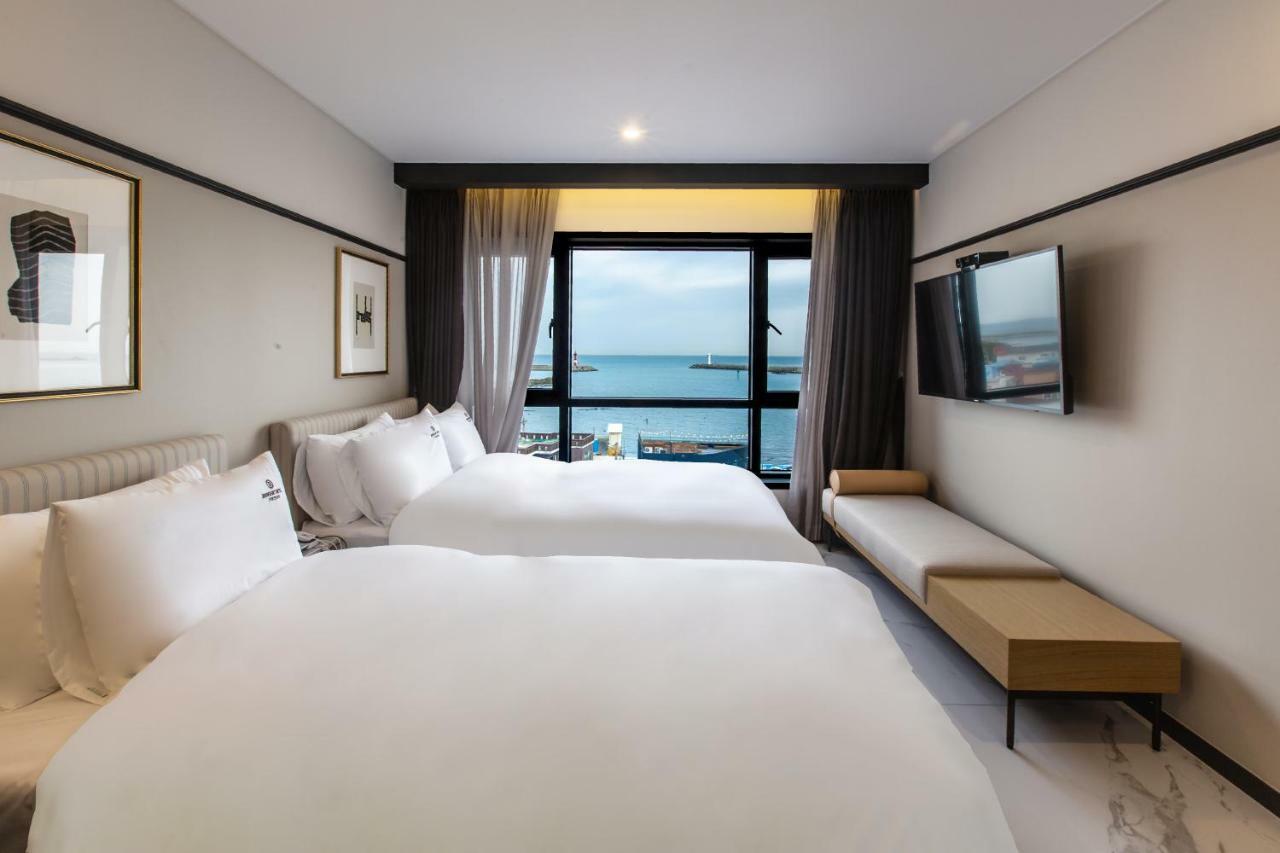 Brown Dot Gijang Yeonhwari Hotel Пусан Екстериор снимка