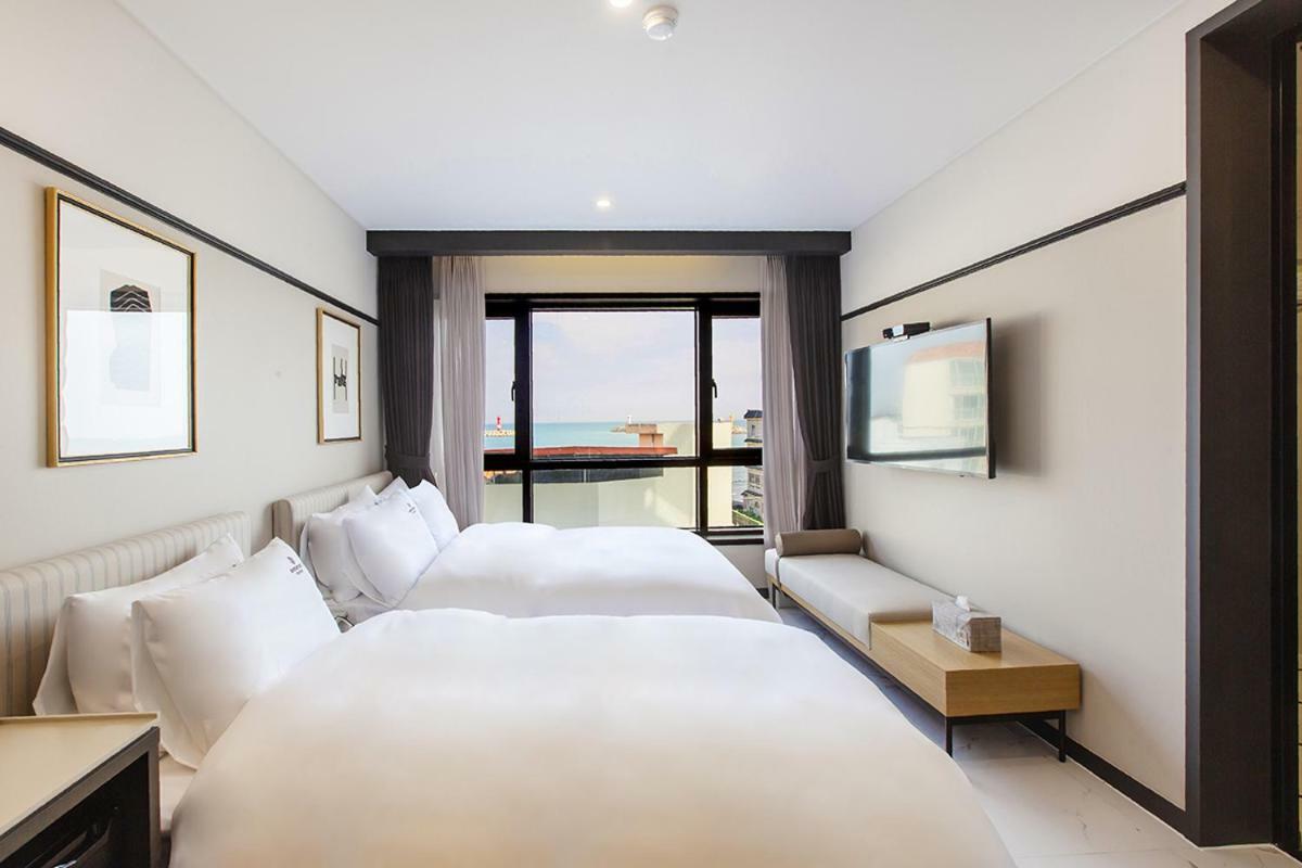 Brown Dot Gijang Yeonhwari Hotel Пусан Екстериор снимка