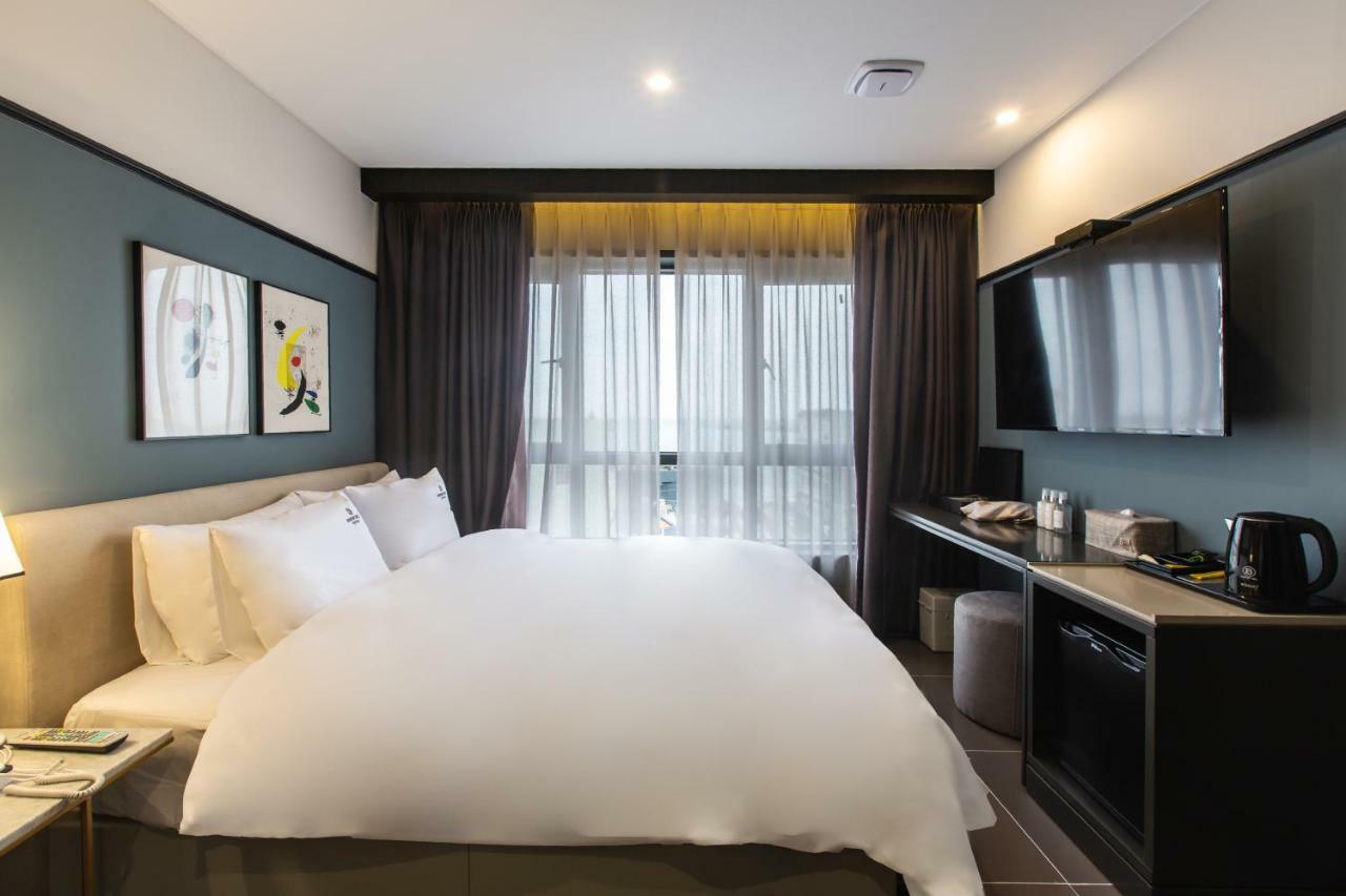 Brown Dot Gijang Yeonhwari Hotel Пусан Екстериор снимка